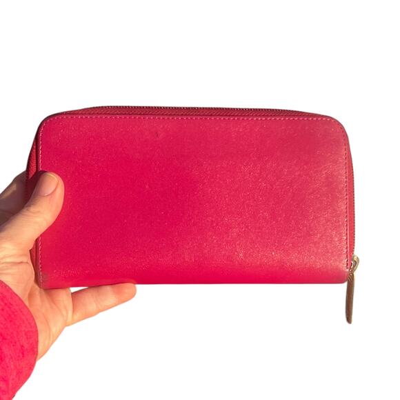 CHANEL Pink Caviar Leather Timeless Continental Zipper Wallet - Picture 4 of 14